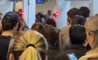 Метро Алматы: новые турникеты превращают вход в 'долгую одиссею' — жители ждут до 30 секунд, чтобы пройти в подземный мир