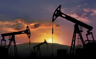 Нефтяной скачок: как война меняет курс тенге?