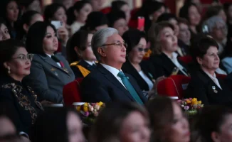 Токаев на празднике весны: мелодии женственности и силы в сердце столицы