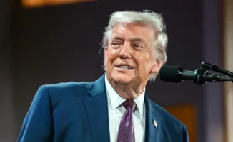 Американский лидер Дональд Трамп заявил о прогрессе в непрямых переговорах между Соединёнными Штатами и Ираном через пакистанских посредников, выразив надежду на быстрое заключение сделки.