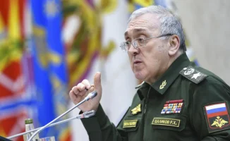 Задержание Руслана Цаликова: бывший замминистра обороны и высокопоставленный армейский генерал в России