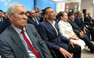 Президент Казахстана Касым-Жомарт Токаев объявил о создании нового консультативного органа 'Халық Кеңесі', который будет обладать правом законодательной инициативы. Это событие подчеркивает стремление правительства к более активному вовлечению граждан в п