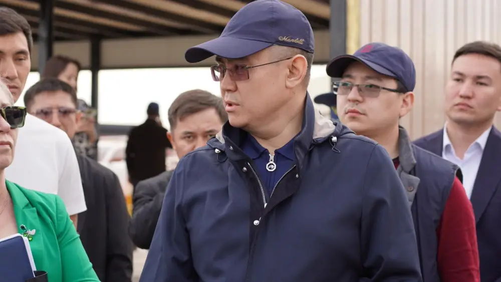 Первый заместитель акима Алматинской области Канат Есболатов посетил ряд объектов областного центра (4)