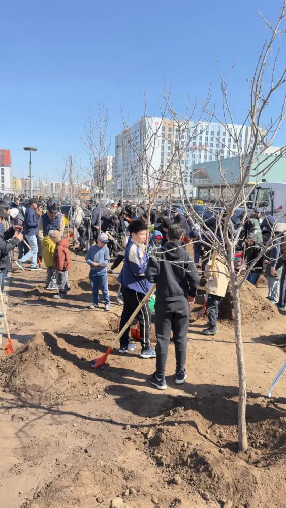 40 тысяч человек и 100 тонн мусора: как прошёл «Таза аула» в Астане (4)