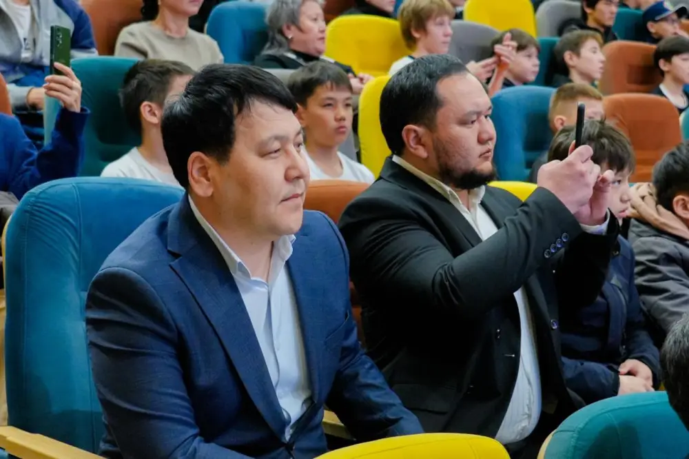 «Закон и порядок»: в Астане прошла мотивационная встреча с участием известного спортсмена (9)