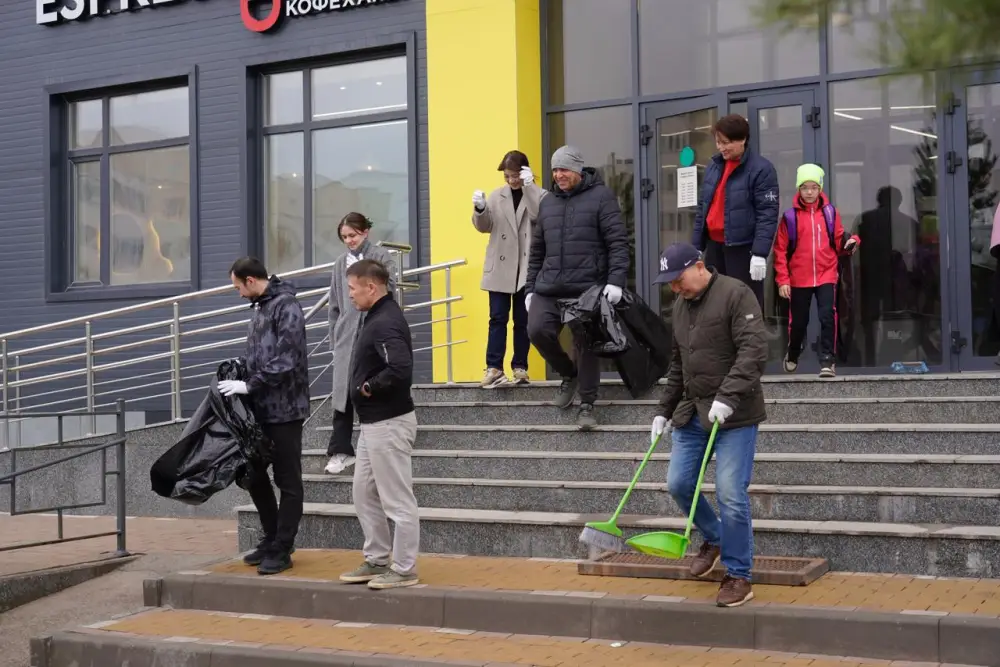 К экоакции «Таза Қазақстан» присоединились столичные тренеры (8)