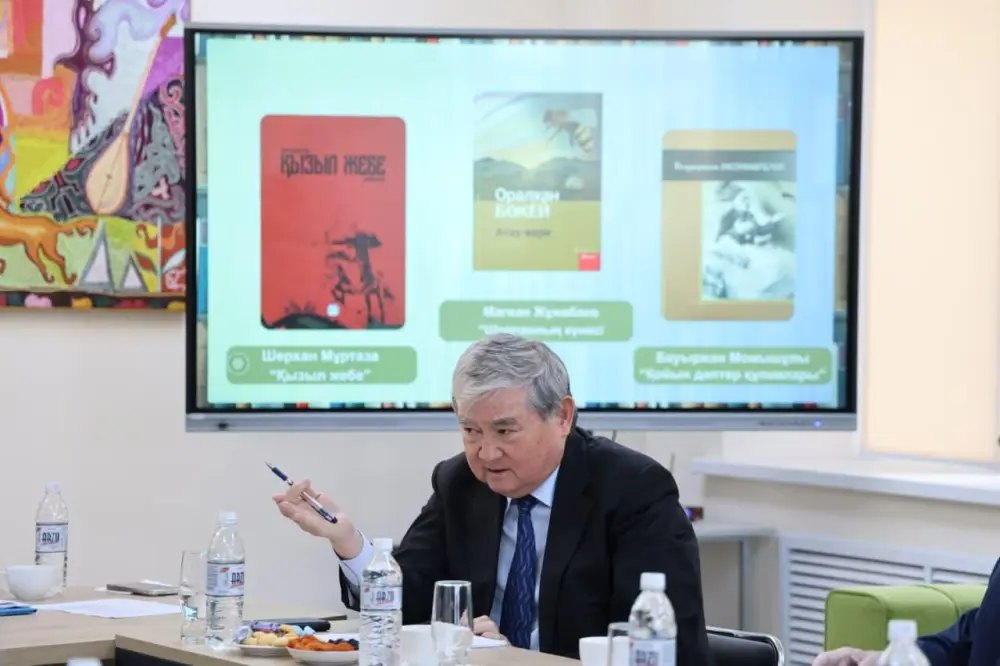 Состоялось заседание рабочей группы по обновлению книжного фонда библиотек столицы (2)