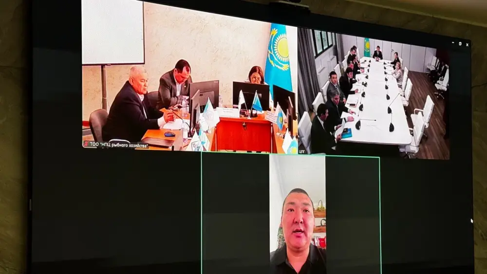 Айдарбек Сапаров провел личный прием граждан (2)