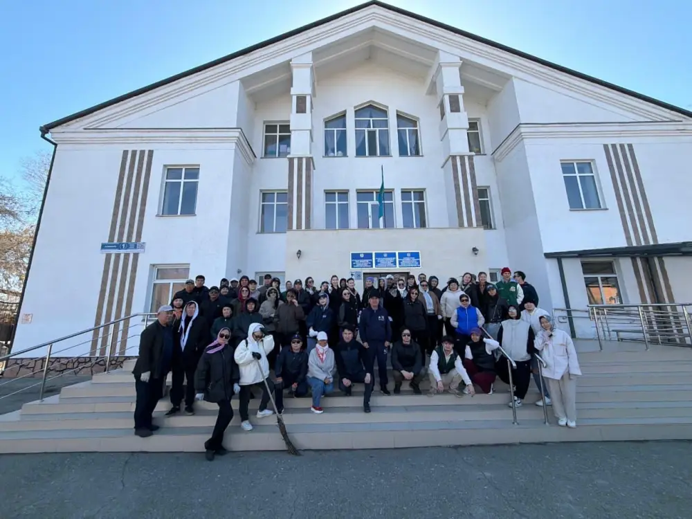 Сотни театралов столицы вышли в поддержку «Таза Казахстан» (4)