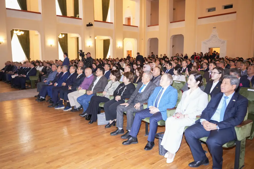 ТОРЖЕСТВЕННОЕ МЕРОПРИЯТИЕ, ПОСВЯЩЁННОЕ ДНЮ РАБОТНИКОВ НАУКИ КАЗАХСТАНА (6)