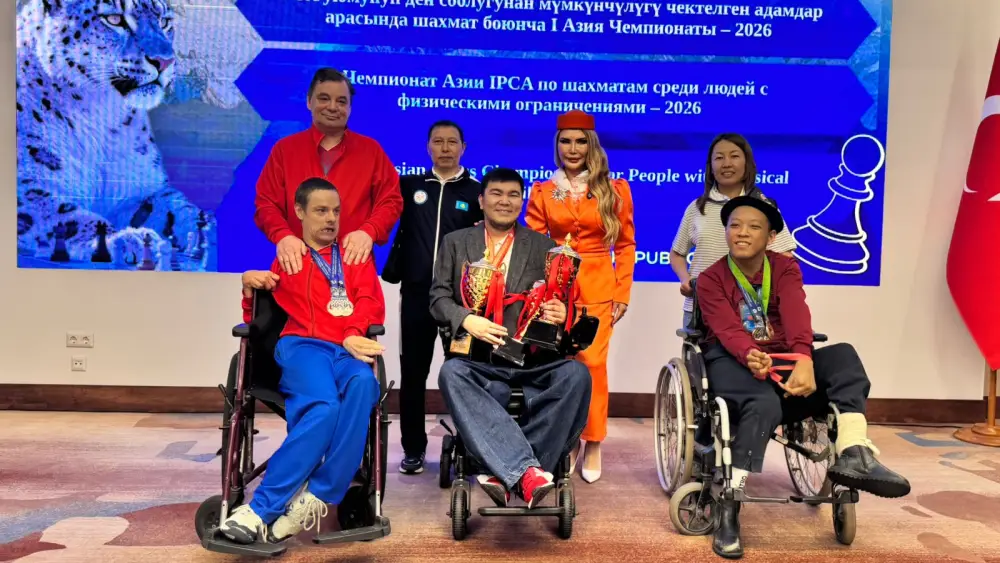 Столичные парашахматисты, ставшие призерами чемпионата Азии, вернулись на родину (2)