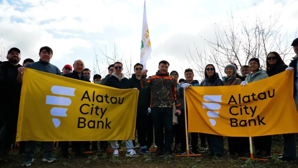 Более тысячи банкиров поддержали экологическую акцию «Таза Қазақстан» в Астане (10)