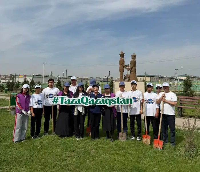 В ТУРКЕСТАНСКОЙ ОБЛАСТИ В РАМКАХ ПРОЕКТА "ТАЗА ҚАЗАҚСТАН" ПРОВЕДЕНЫ РАБОТЫ ПО ОЗЕЛЕНЕНИЮ (3)
