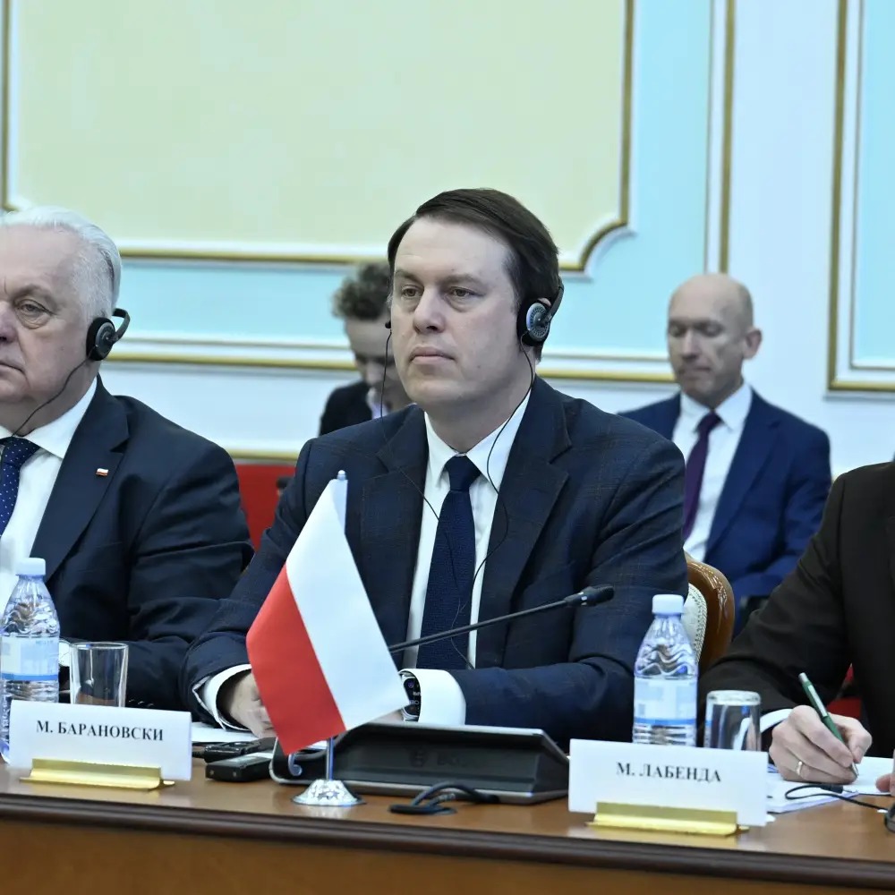 Перспективы сотрудничества рассмотрены на казахско-польской МПК (5)