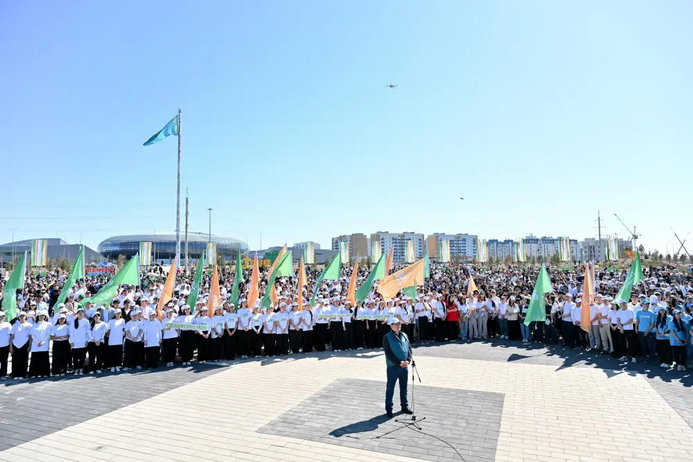 В рамках программы «Таза Қазақстан» в телемосте приняли участие более 5 тысяч жителей (2)