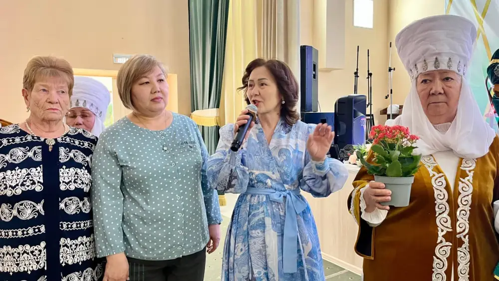 «Жүрек жылуы»: столичные пенсионеры организовали благотворительный концерт (3)