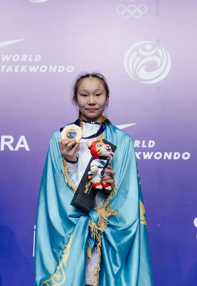 Столичная таеквондистка завоевала историческое золото на чемпионате мира среди юниоров (6)