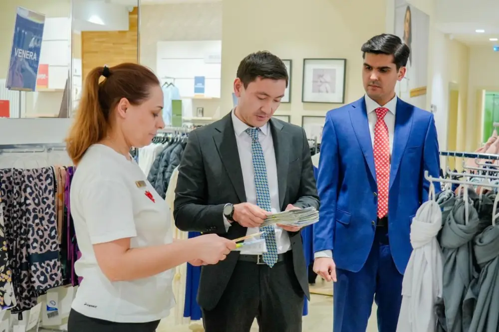 «Таза Қазақстан»: столичным предпринимателям раздали чек-листы по соблюдению чистоты (9)