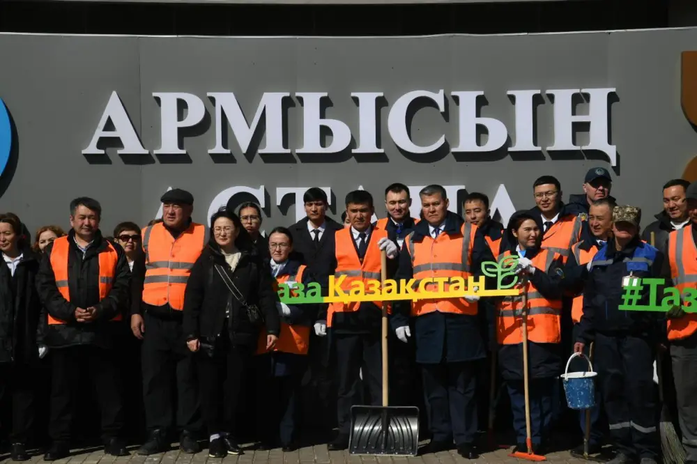 Компания «Қазақстан темір жолы» присоединилась к общенациональной экологической инициативе «Таза Қазақстан» в Астане (4)