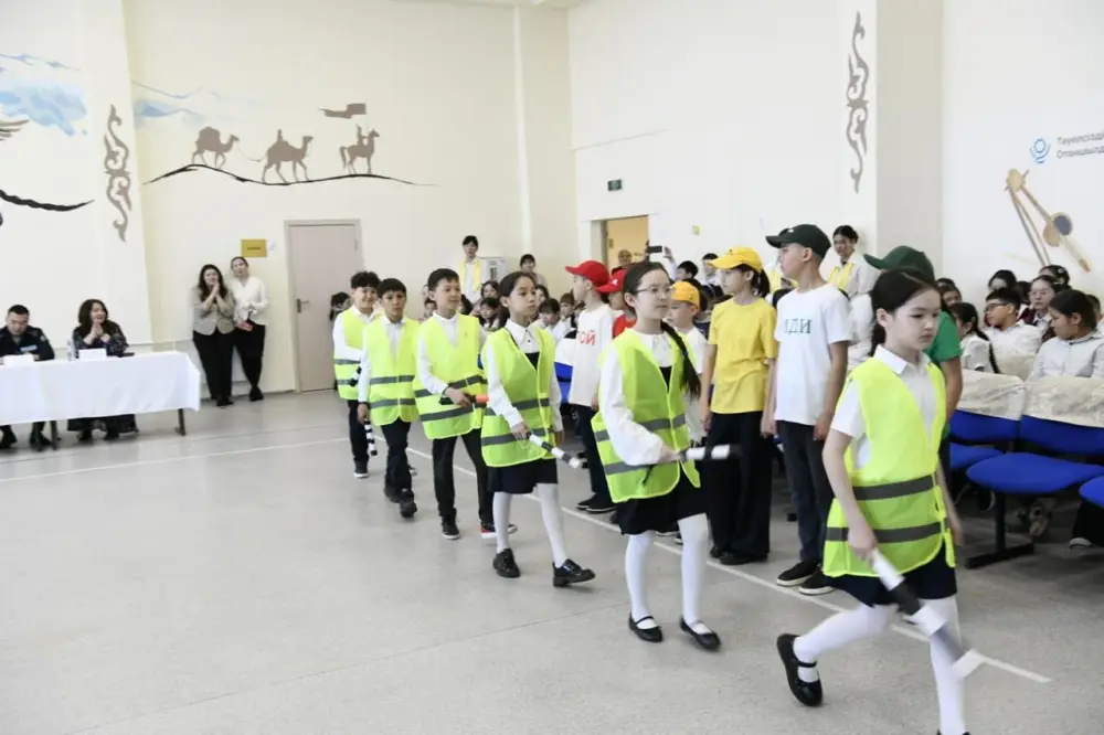 «Безопасная дорога — залог будущего»: в Астане организовано важное мероприятие для школьников (4)