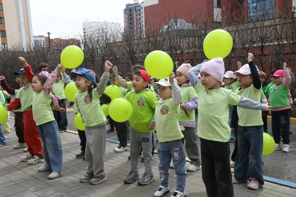 «Таза Қазақстан»: необычное мероприятие для воспитанников детских садов организовали в Астане (2)