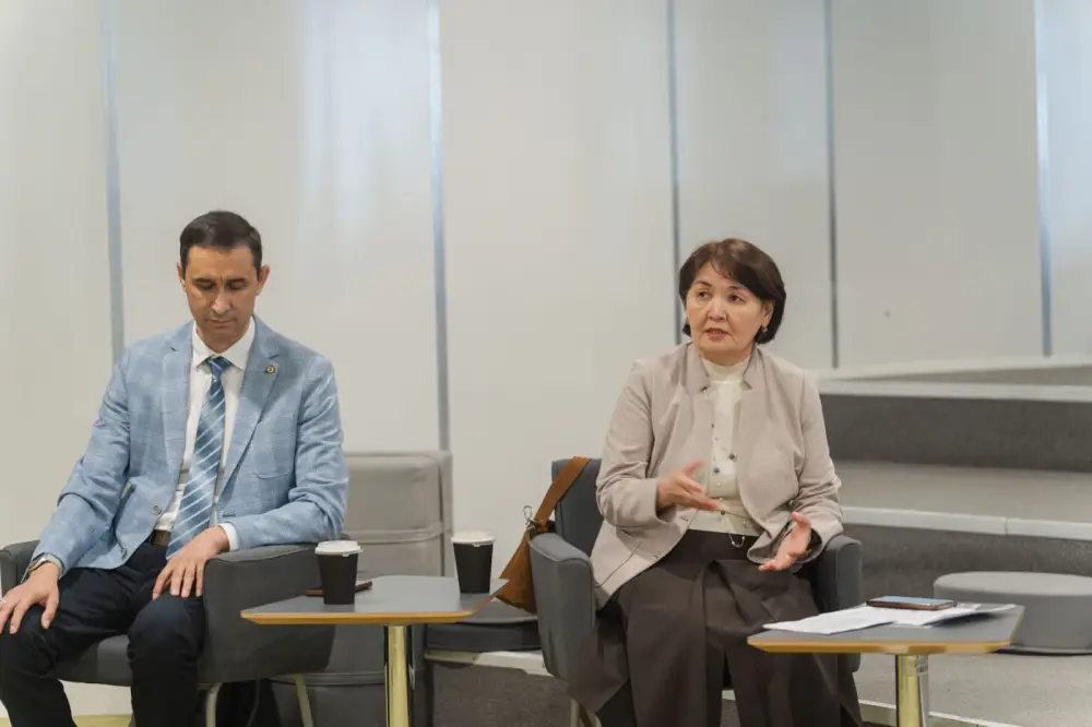 На базе Astana IT University проведен семинар для редакторов научных журналов «Опыт казахстанских журналов: практические рекомендации и кейсы» (3)