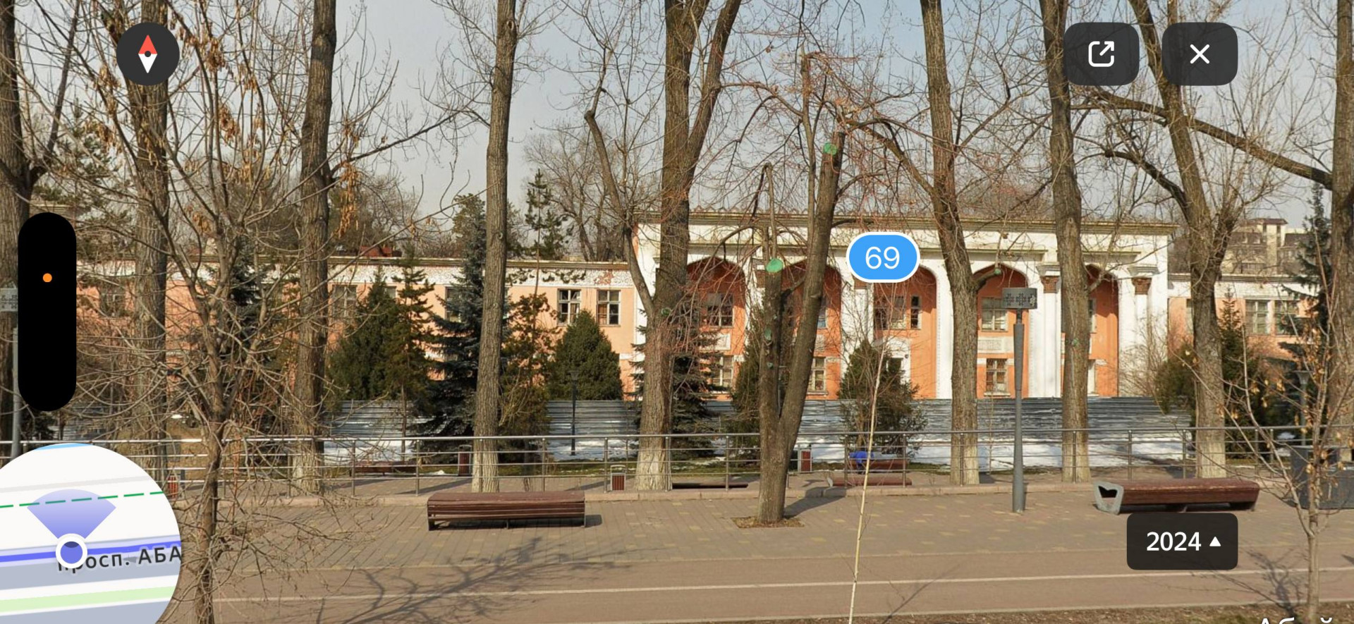 Заброшенная больница Турксиба без крыши и за забором в Алматы в 2024 году