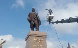 В Астане очищают более 60 памятников в рамках экоакции «Таза Қазақстан»