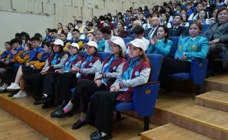 Республиканский форум лидеров ученического самоуправления в Астане: развитие лидерских качеств подростков