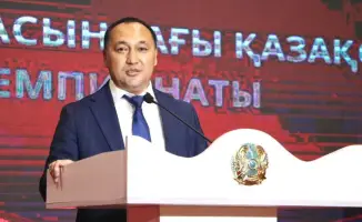 Казахстан принимает чемпионат страны по борьбе с участием международных спортсменов