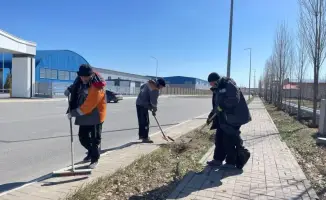 Сотрудники предприятий Индустриального парка №1 объединились для экологической акции по уборке города