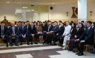 Вдохновляющие встречи: председатель Агентства прокладывает мосты между студентами и будущим госслужбы