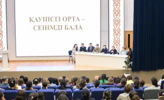 В Астане родители обсудили создание безопасной среды для детей на специальном собрании