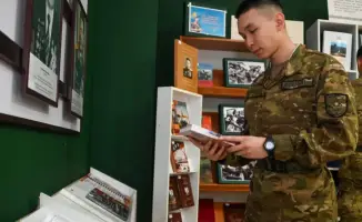 Казахстан: солдаты читают пять книг за службу