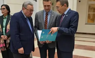 Казахстан и Венгрия: выборы на связи!