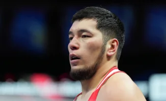 Айбек Оралбай нокаутирует соперника и завоевывает золото на чемпионате Азии-2026 в весовой категории свыше 90 кг!