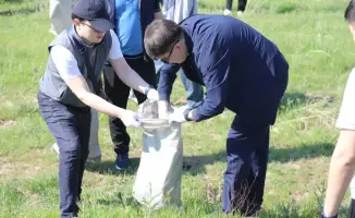 Субботник в Шымкенте: около 1000 человек очистили дворы, парки и скверы в рамках программы 'Таза Казахстан'
