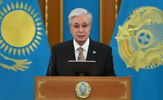 Глава государства вручил ключи от квартир молодым ученым в рамках поддержки науки и молодежи