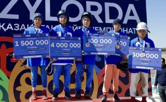 Первый отборочный этап чемпионата Казахстана по конным скачкам прошёл в Кызылорде, участие приняли около 150 жокеев