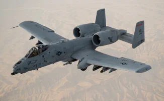 Эскалация военных действий в Ормузском проливе: Иран уничтожает американские самолеты, поднимая вопросы о безопасности и международной стабильности