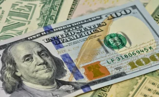 Курс доллара в Казахстане упал до уровня июня 2024 года: как это отразится на жизни граждан?