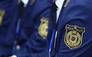 В Республиканской палате частных судебных исполнителей прокомментировали заявление депутата Бакытжана Базарбека о масштабных нарушениях, подчеркнув, что не все случаи, упомянутые в его обращении, были хищениями. Официальные представители палаты отметили, 