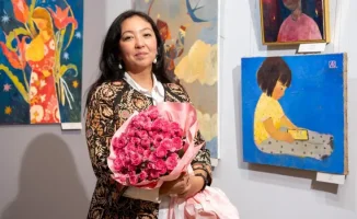 Вдохновение под небесами: Айгерим Карибаева и её искусство, которое обнимает душу