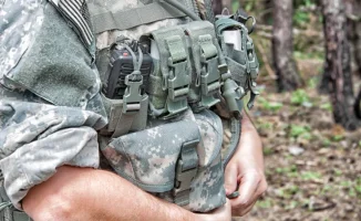 Солдат на ставках: арест за торговлю секретами Мадуро