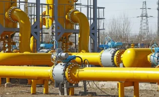 Депутат Мажилиса Бакытжан Базарбек выразил сомнения в законности и целесообразности закупок нацкомпании 'Казатомпром', которые составляют миллиарды тенге. В ходе обсуждения он отметил, что значительная часть этих закупок вызывает вопросы и требует дополни