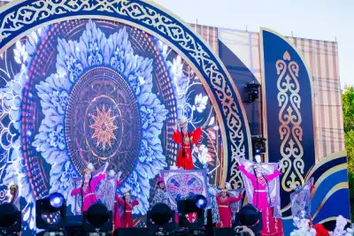 В первый день международного фестиваля ремесел «ШеберFEST-2026» собралось около 8 тысяч человек (9)