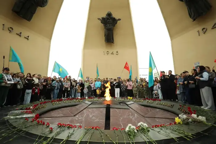 В Мангистау почтили память героев Великой Отечественной войны (6)