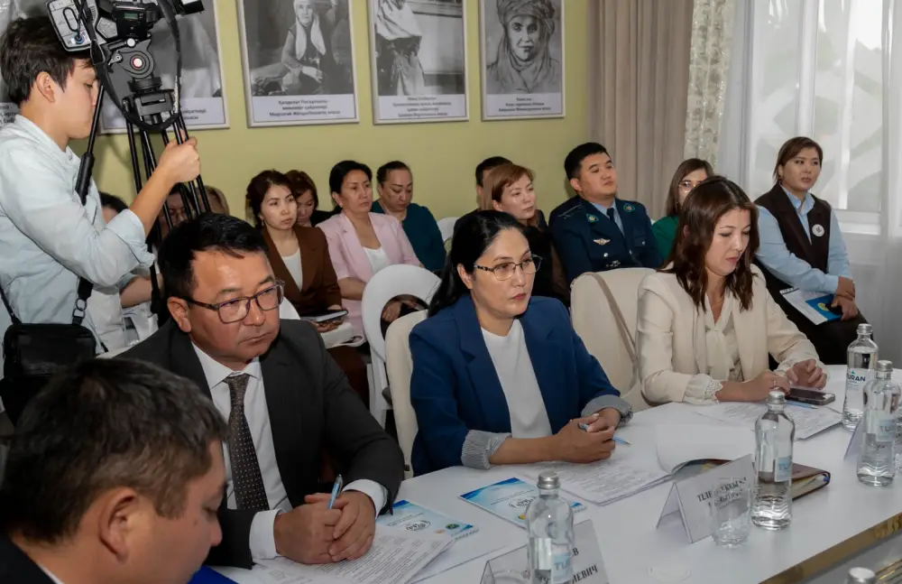 В Жамбылской области приняли резолюцию по укреплению института семьи (7)