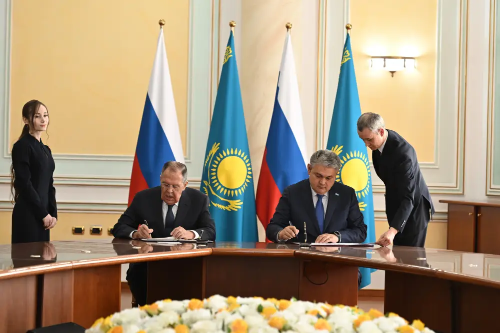 Главы МИД Казахстан и России приняли План сотрудничества на 2027-2027 годы (4)