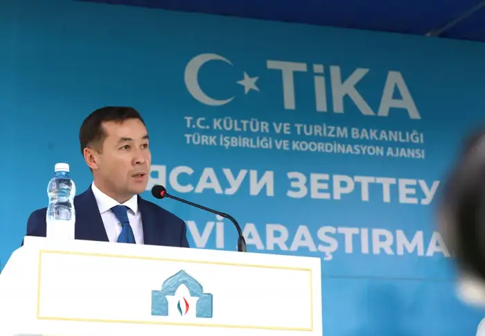 В ТУРКЕСТАНЕ СОСТОЯЛАСЬ ЦЕРЕМОНИЯ ЗАКЛАДКИ КАПСУЛЫ НАУЧНО-ИССЛЕДОВАТЕЛЬСКОГО ИНСТИТУТА ЯСАУИ (2)